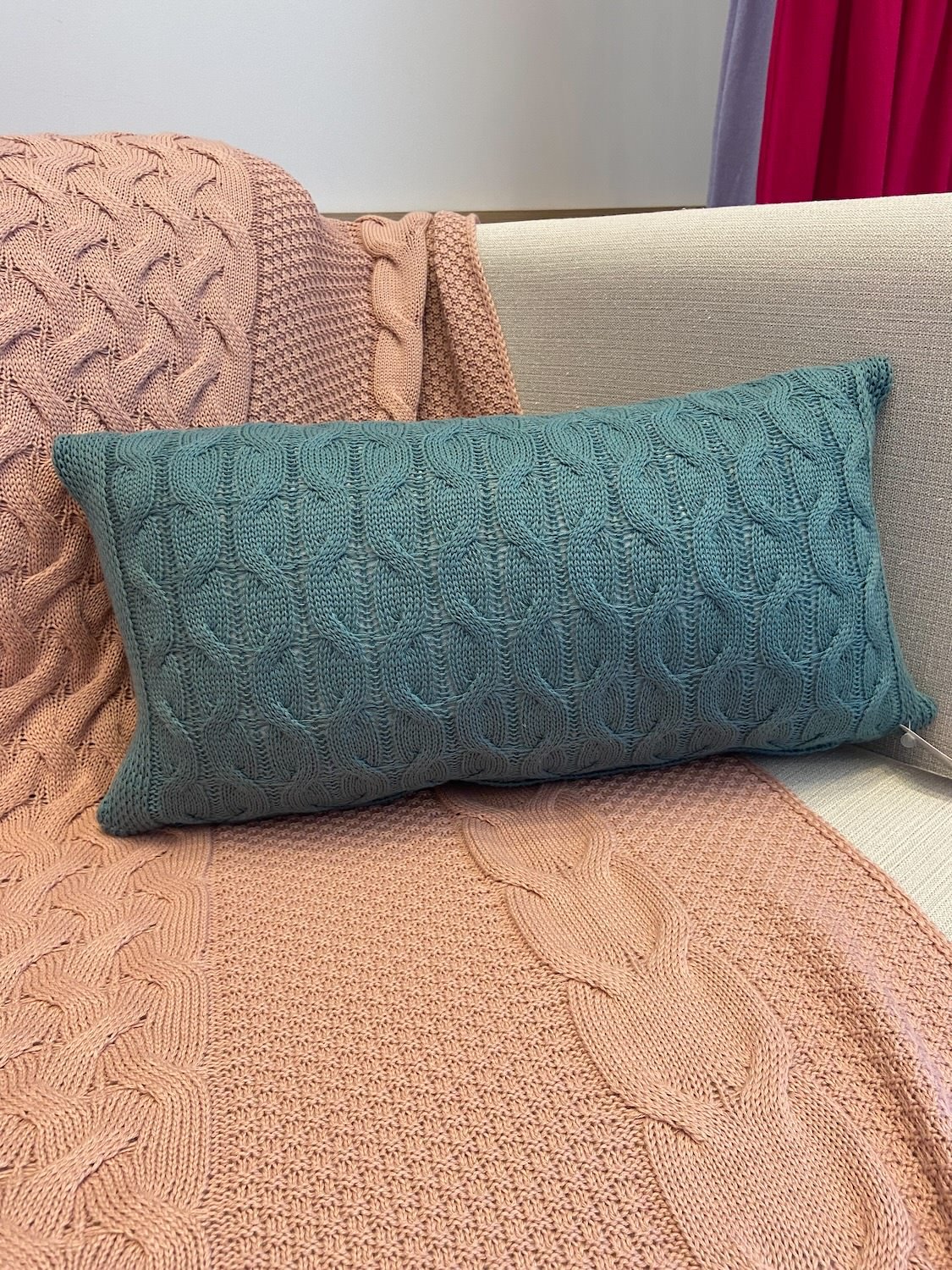 Capa de Almofada Retangular em Tricot - Martina