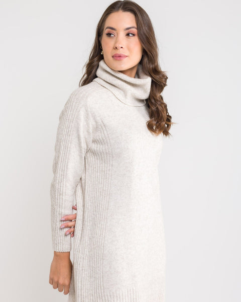 Vestido em Tricot - Laura com decote redondo e modelagem evasê
