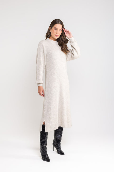 Vestido Midi em Tricot - Talita com decote redondo e cinto